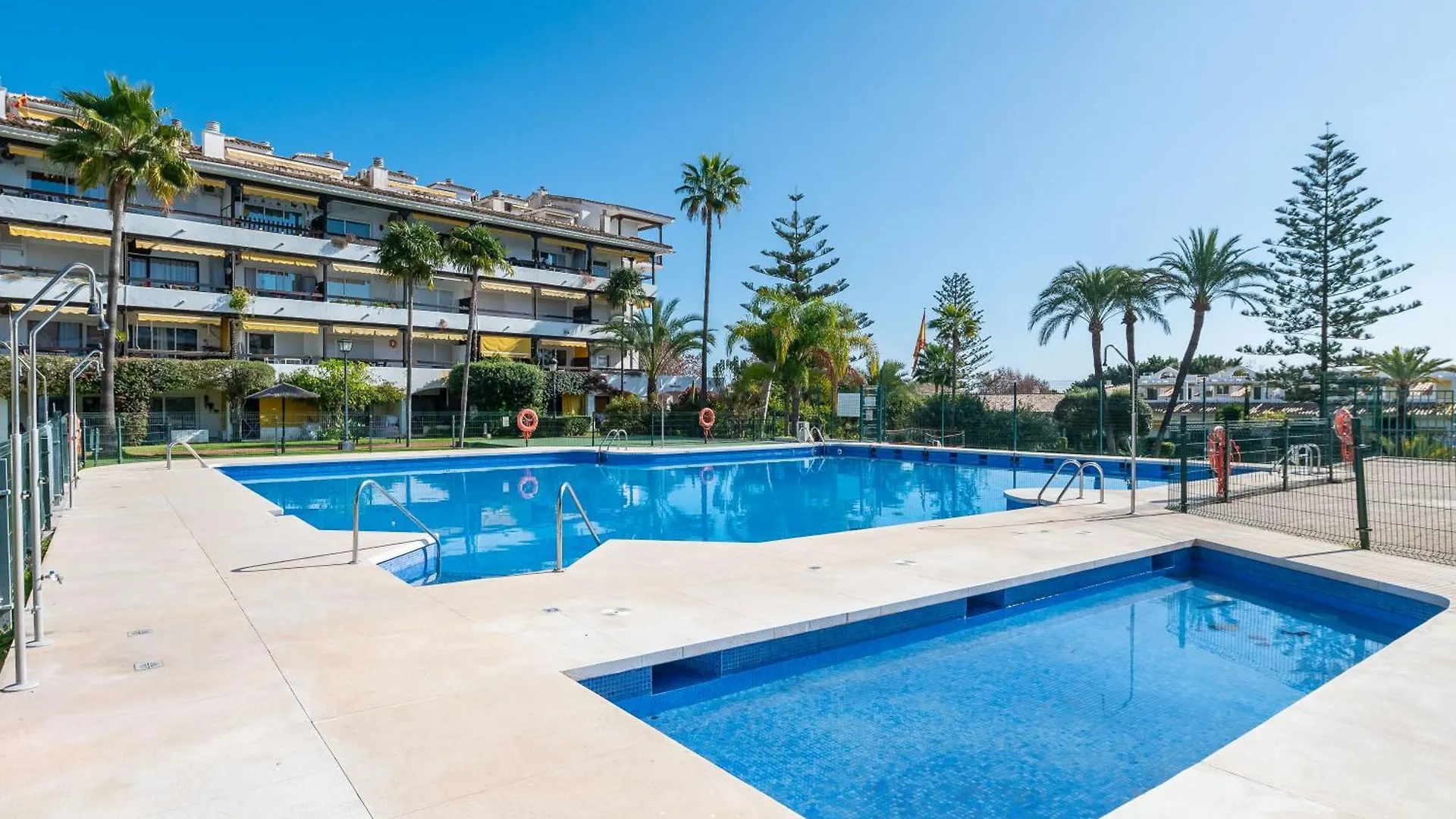 Apartment Cozy Studio In Marbella 5 Min Walk To The Beach Spain
