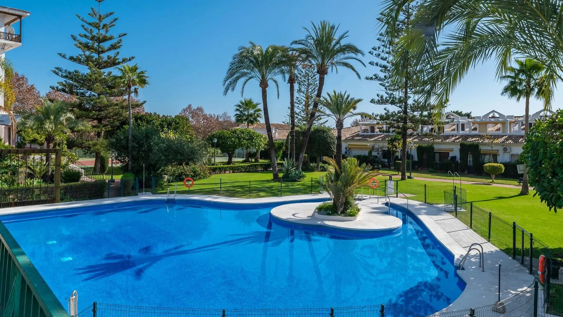Cozy Studio In Marbella 5 Min Walk To The Beach