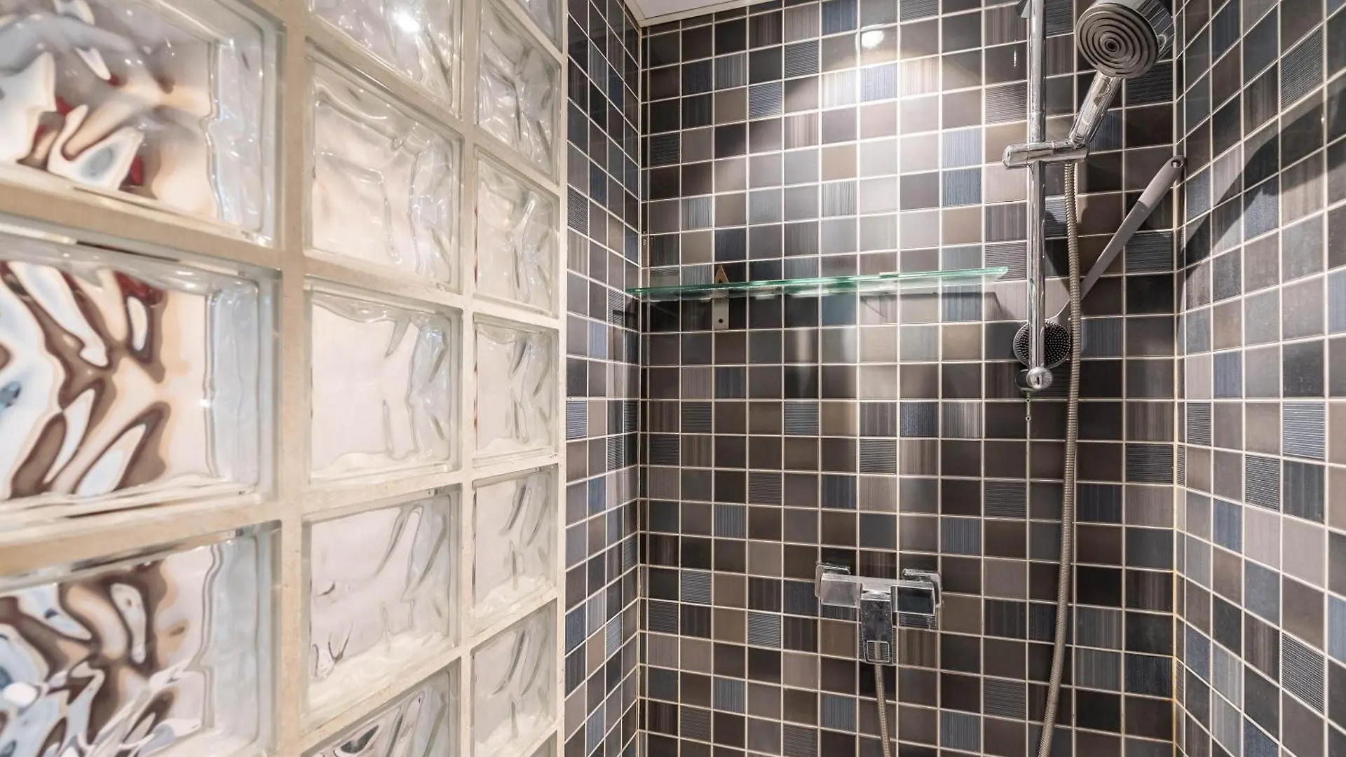 Cozy Studio In Marbella 5 Min Walk To The Beach 0*,  Spain